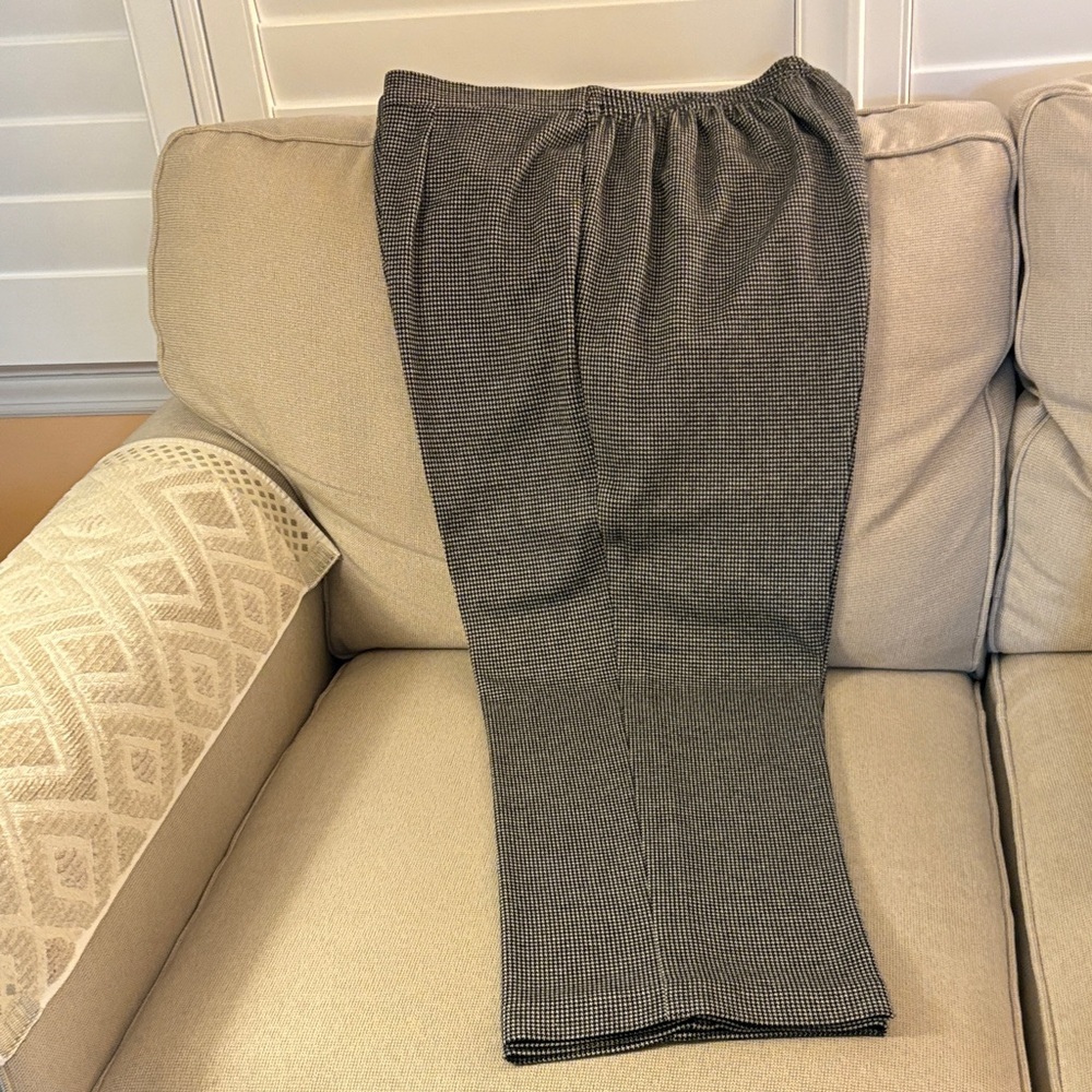 Alfred Dunner Black and White Checkered Pants